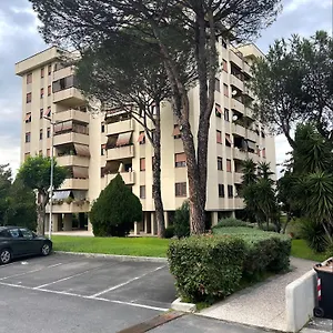 https://desert-home.it-romehotels.com