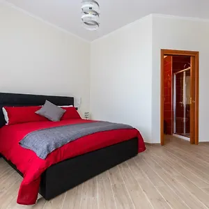 https://napoli-damare.hotels-amalfi.com